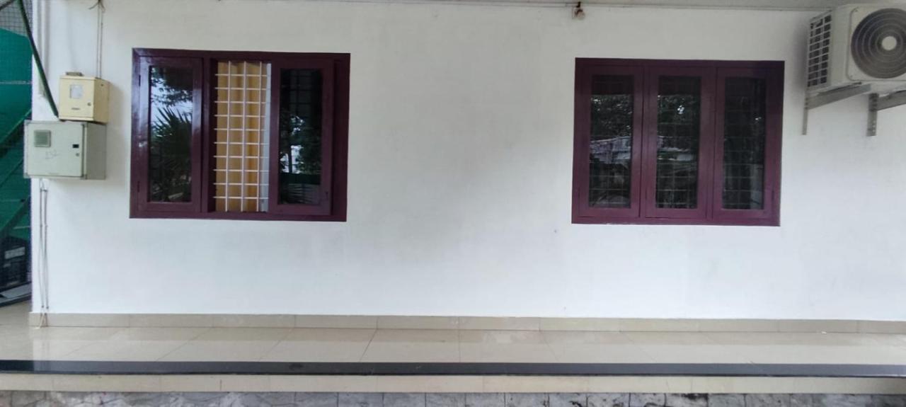 Marari Peterland Homestay *